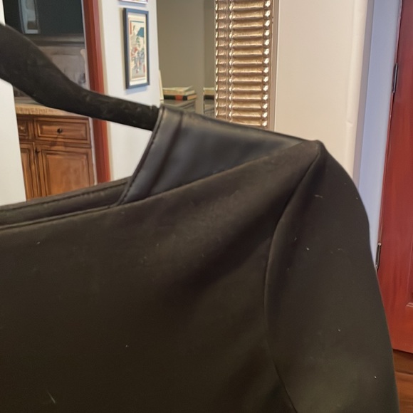 Halogen simple black top size S with faux leather detail - Picture 3 of 3